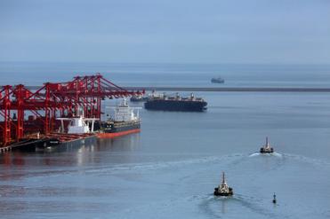 貨運碼頭的風(fēng)景怎么寫文案貨運碼頭照片