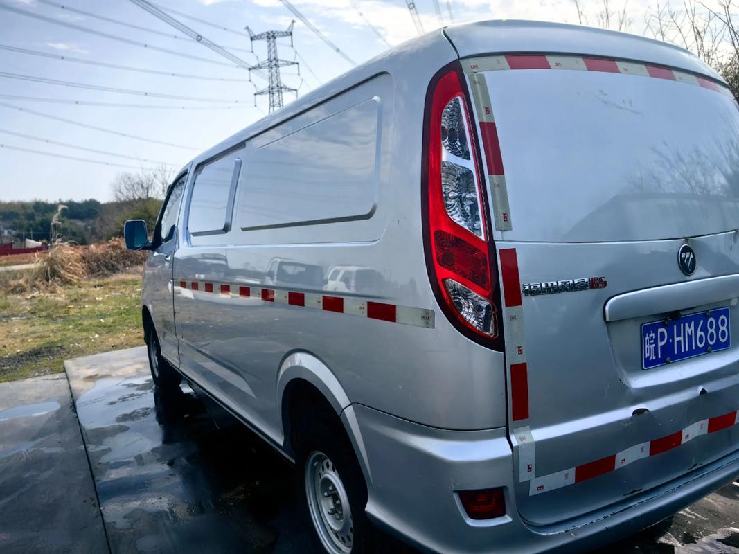 商務(wù)面包貨運商務(wù)面包車能拉貨嗎