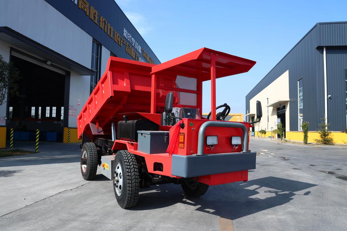 煤炭貨運(yùn)冬天煤炭運(yùn)輸一般用什么車(chē)