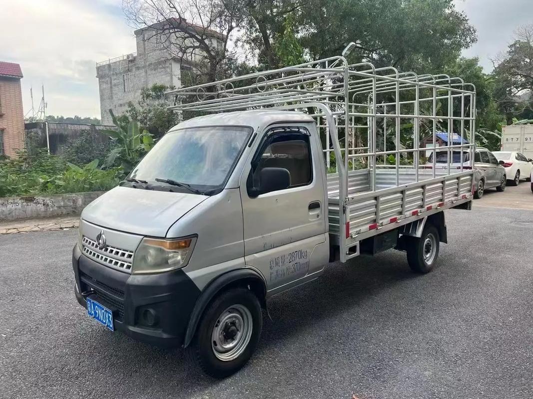 神騏貨運(yùn)神騏貨車